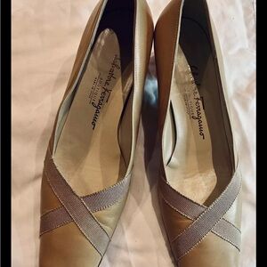 Salvatore Ferragamo Pumps Office Siren  Womens 7 Beige Leather Square Toe Ribbon